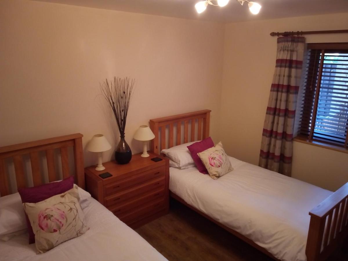 פטרבורו Highfields Holidays Bed & Breakfast מראה חיצוני תמונה